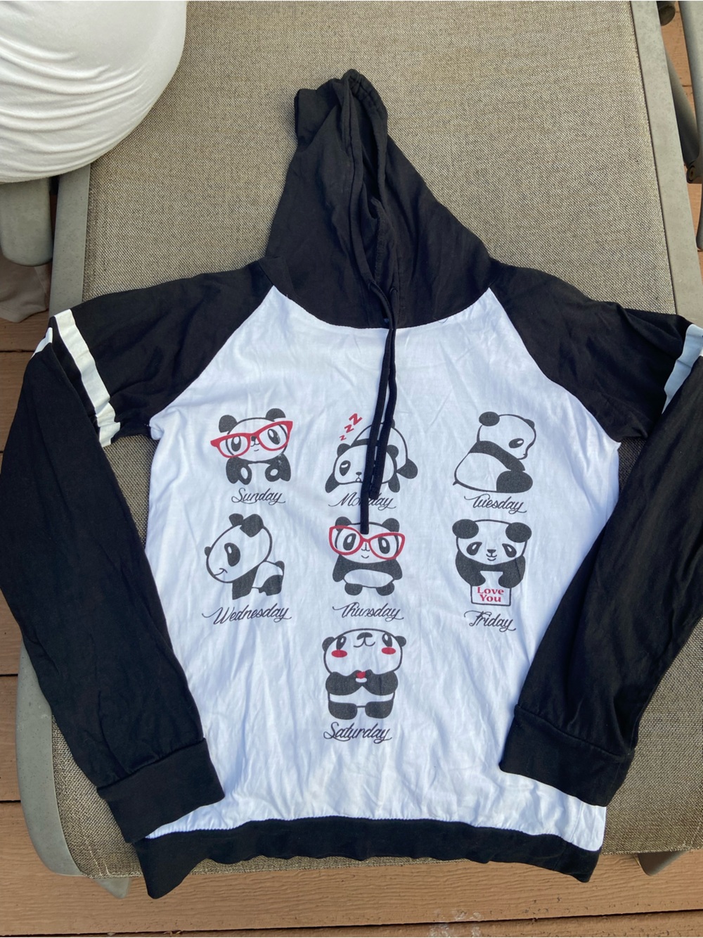On Fire Days of the Week Panda Cute Hoodie great condition juniors size M